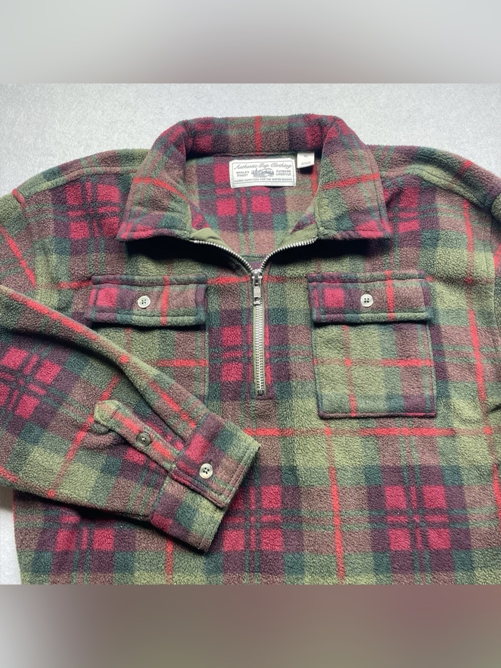 Authentic Gap Clothing Plaid Fleece Top Pullover in Green & Red Size Kids XL